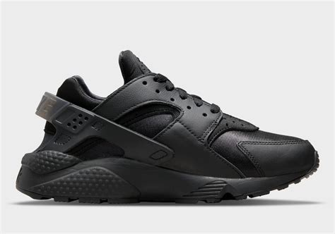 huaraches nike black men.